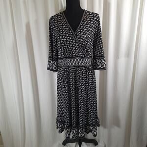 Max Studio Sz Large Wrap Dress Black & White Midi Flutter Sleeves Wrinkle-Free